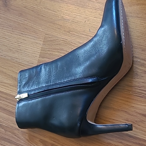 Vince Camuto Ankle Boot - Picture 6 of 7